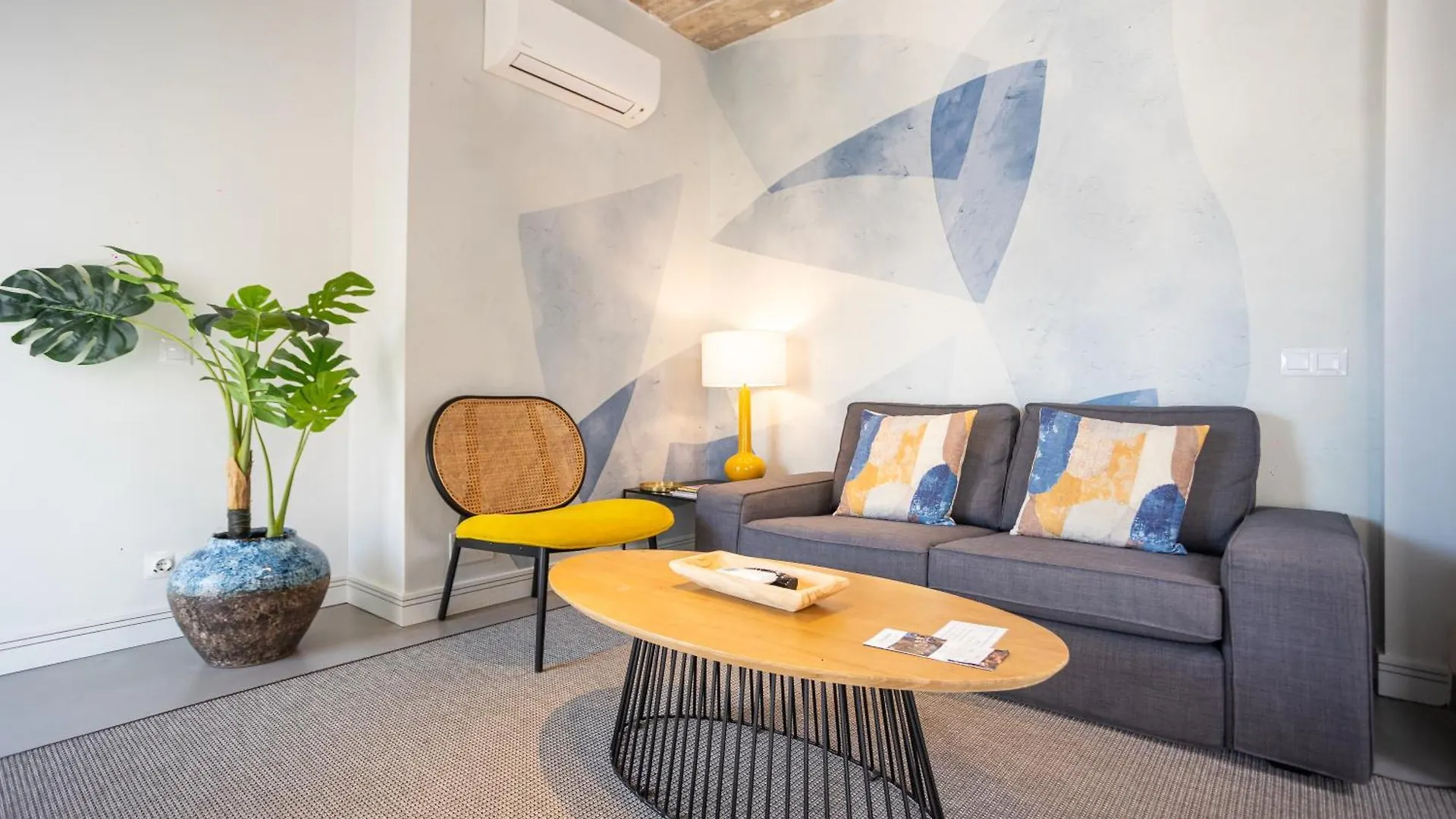 Apartamentos 7 Dreams contacts